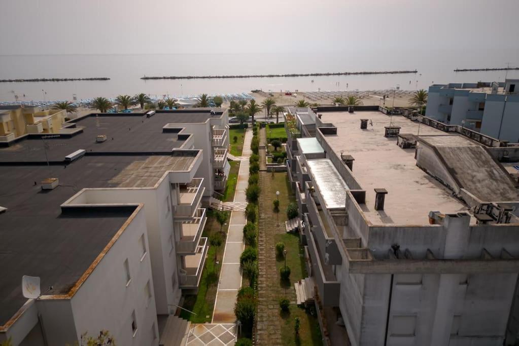 Appartamento Incantevole 2 Fronte Mare Villa Rosa Di Martinsicuro المظهر الخارجي الصورة